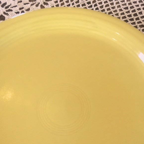 Two New Fiesta Yellow Bistro Luncheon Plates 9-in. Lead Free - Picture 4 of 7